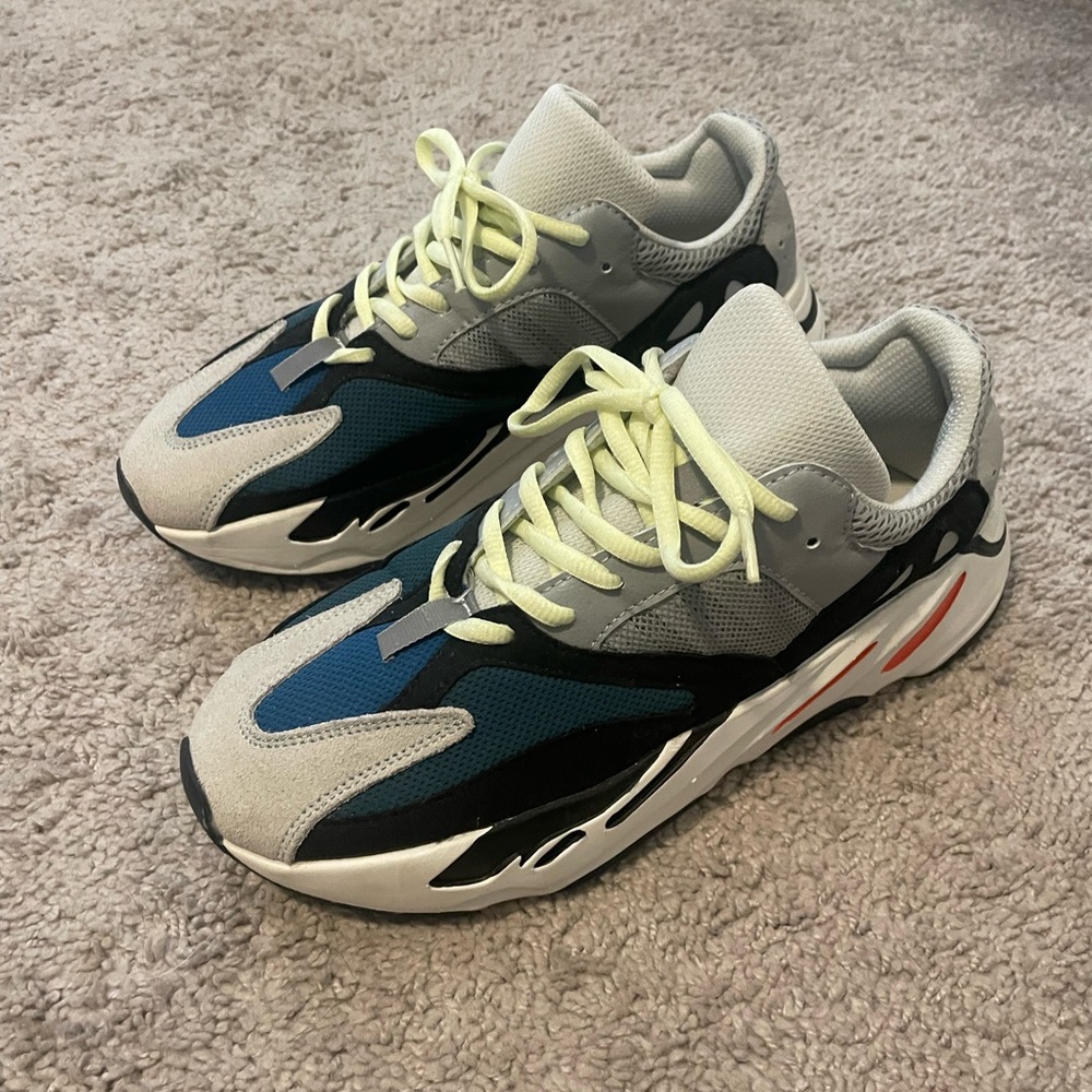 COPY - Yeezy Wave Runner